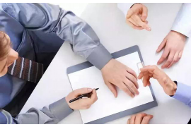 都兰讨债公司如何把握上门催款的时机